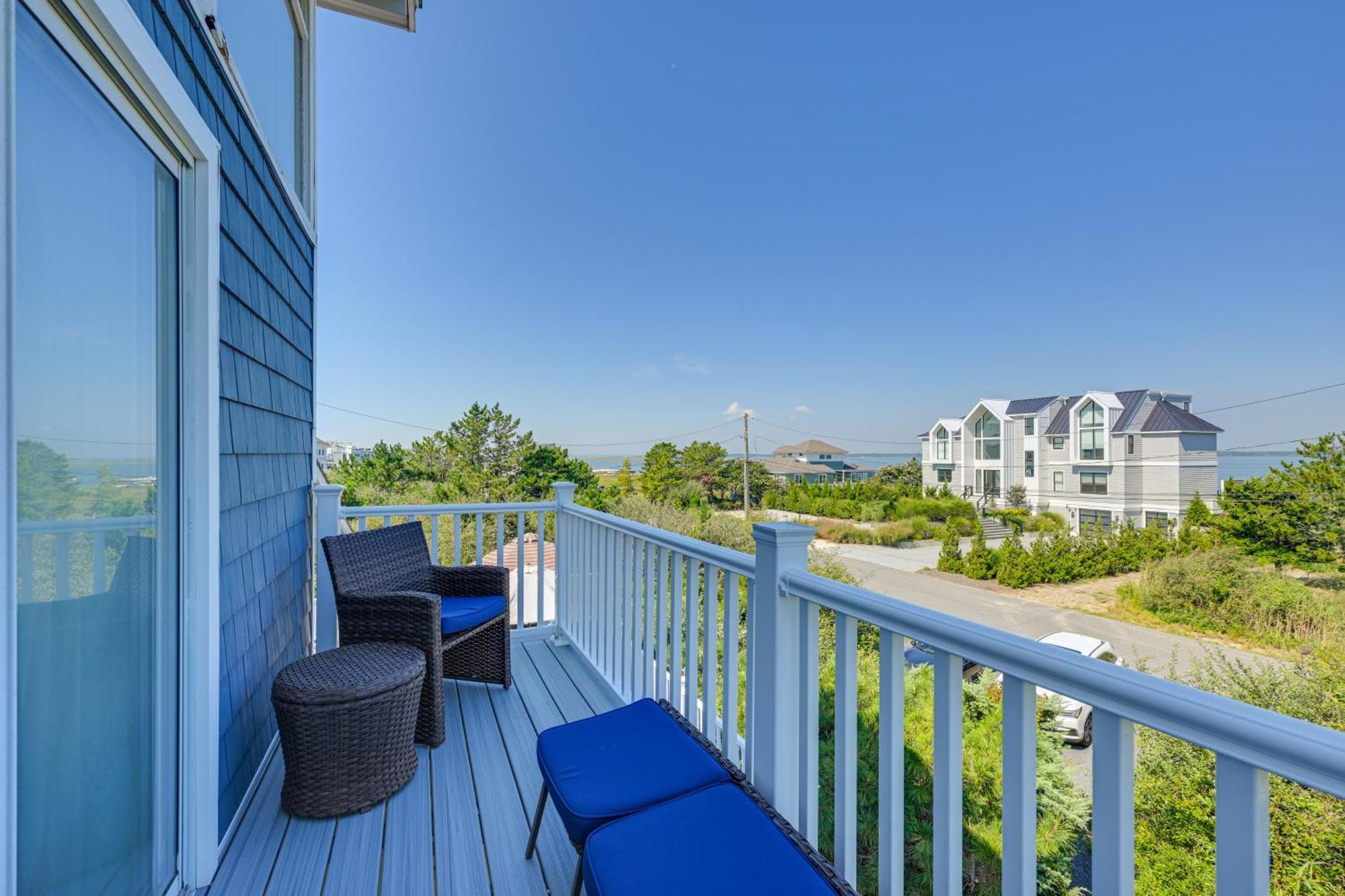 Westhampton Beach Home With Deck And Ocean Views! 외부 사진